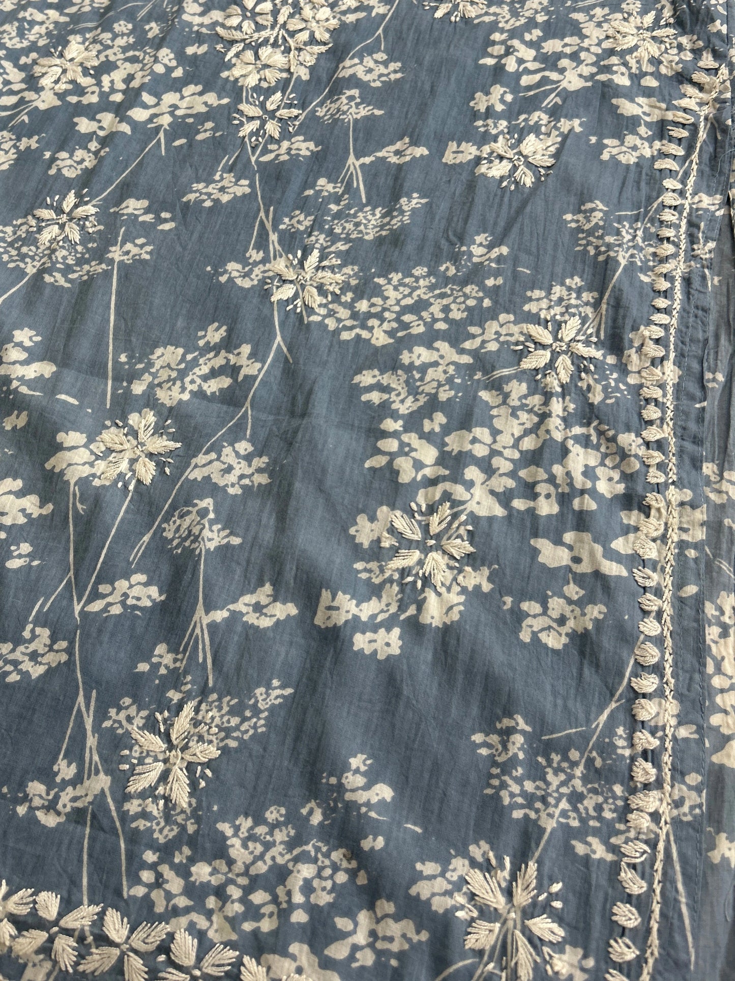 Lucknowi Chikankari Grey Printed Cotton Kurti-K000181