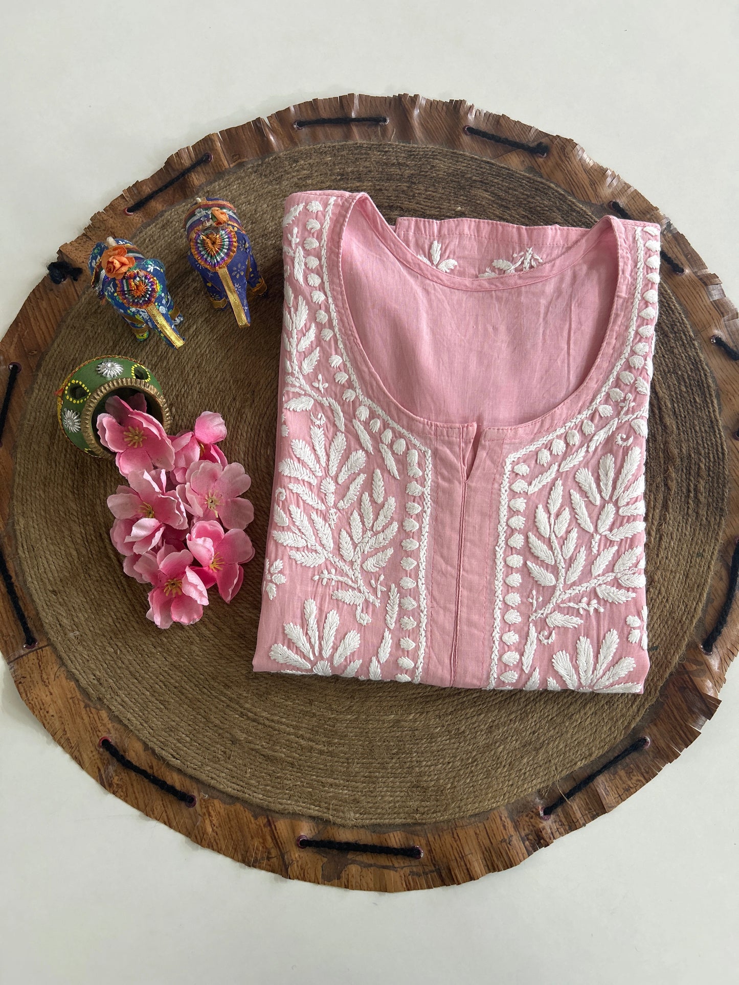 Lucknowi Chikankari Light Pink Cotton Kurti-K000133