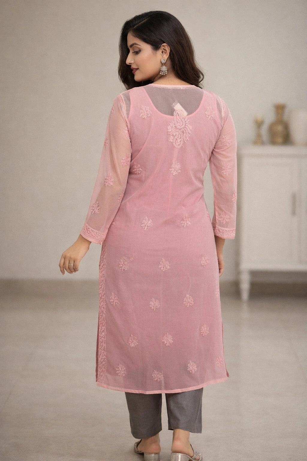Lucknowi Chikankari Women's Peach 'Aarooi' Georgette Kurta