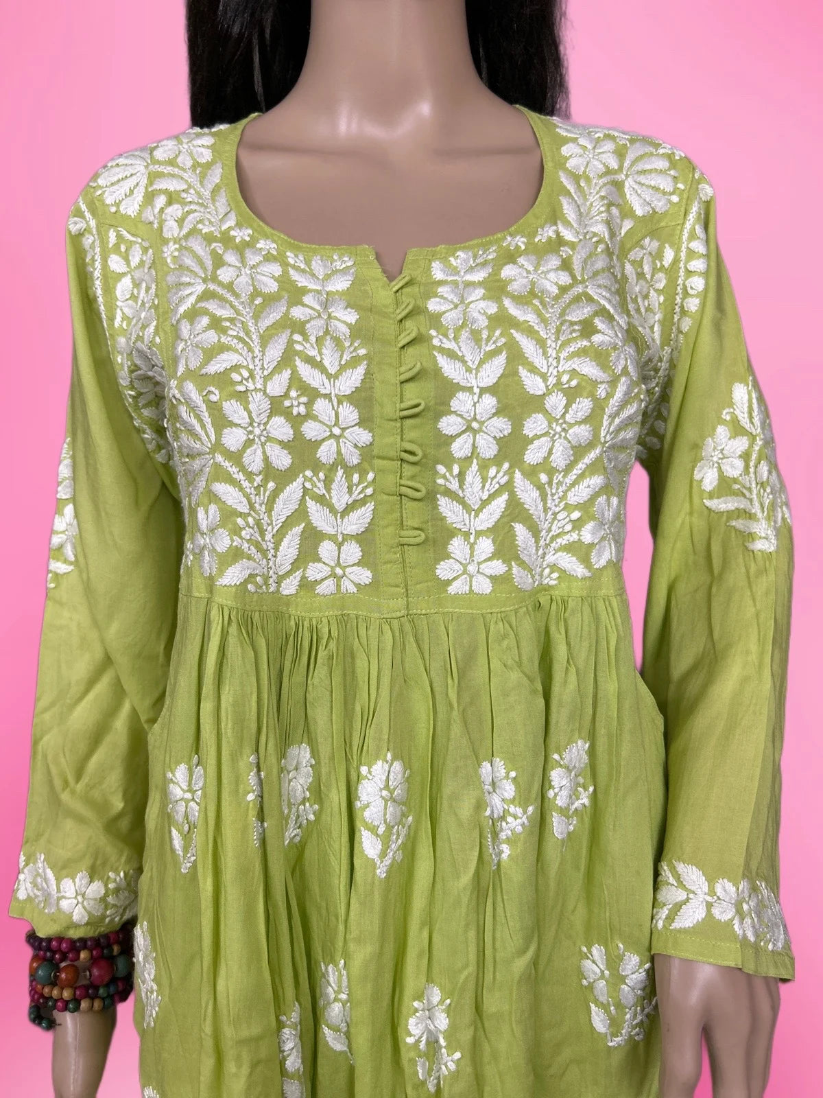 Lucknowi Chikankari Green 'Bahar' Modal Short Kurti-T000033