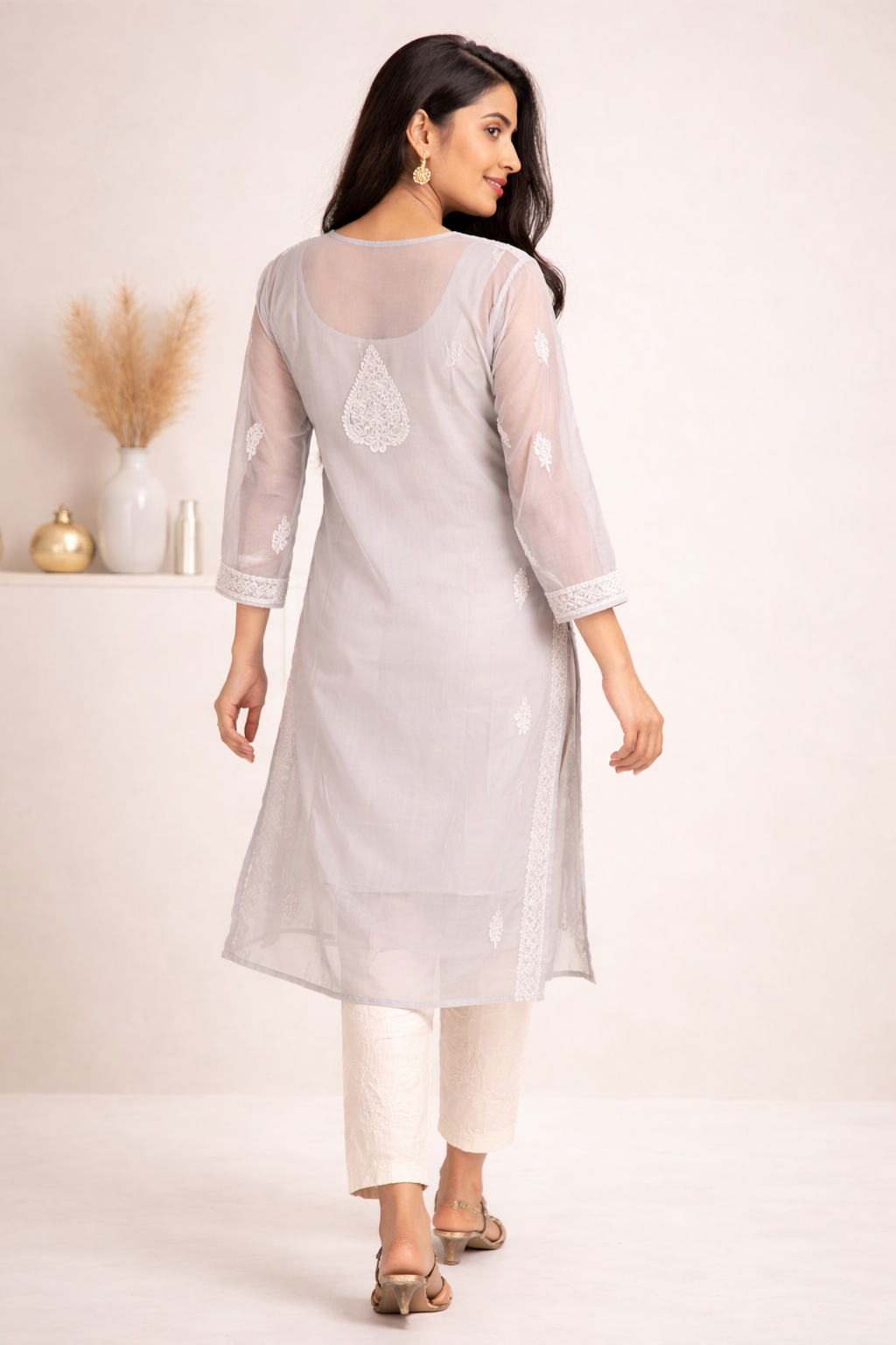 Lucknowi Chikankari Grey 'Dhoondhla' Georgette Kurti-K000044