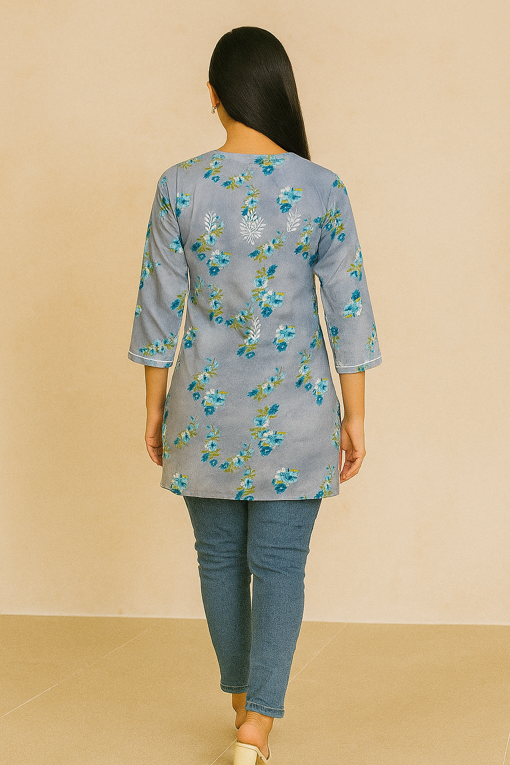 Lucknowi Chikankari Grey 'Dhoondhla' Printed Cotton Short Kurti-T000024