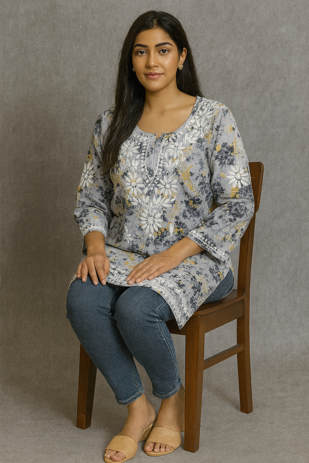 Lucknowi Chikankari Grey 'Dhoondhla' Printed Cotton Short Kurti-T50031