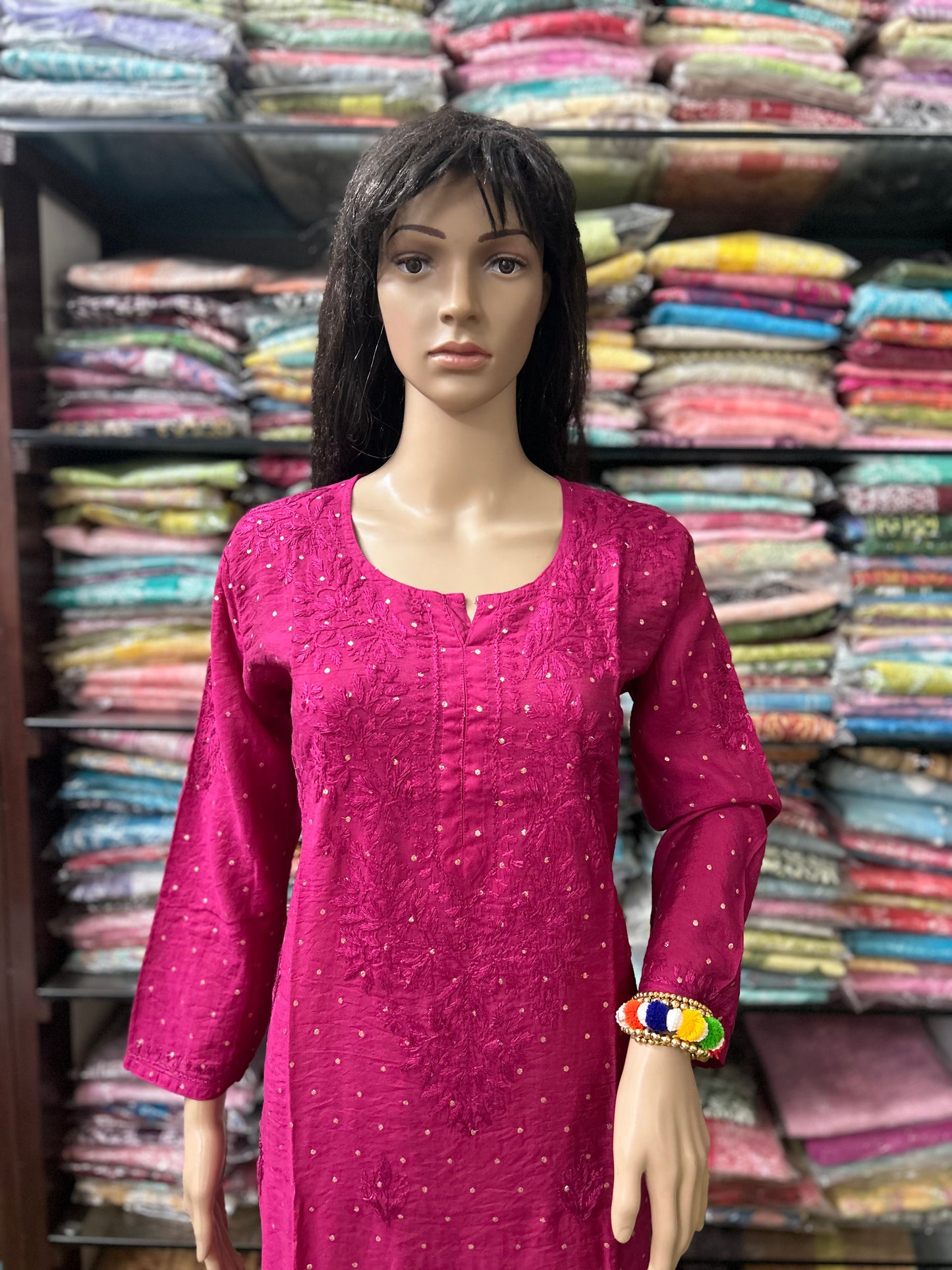 Lucknowi Chikankari Magenta 'Shagufta' Chanderi Kurti-K000036