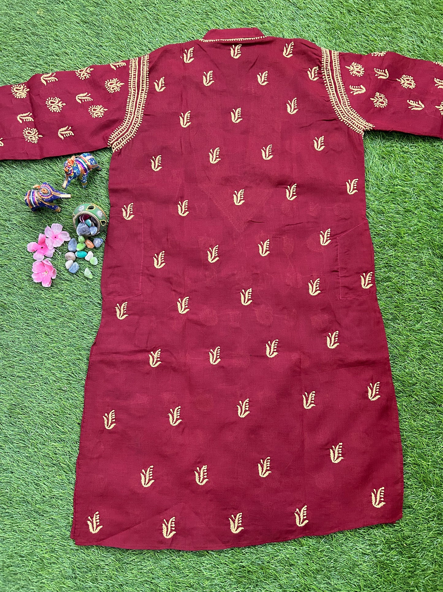 Lucknowi Chikankari Maroon Cotton Gents Kurta-GK00003