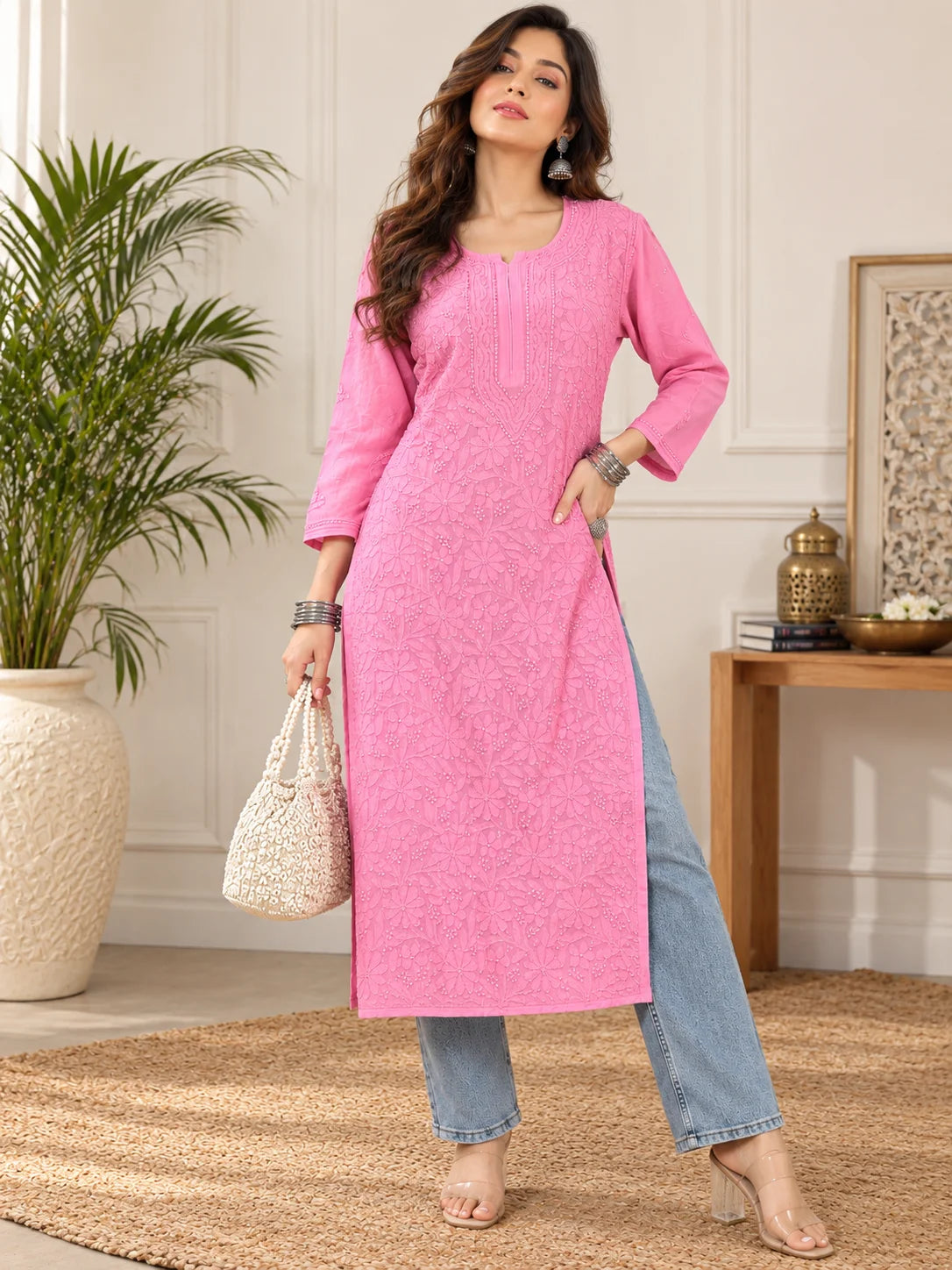 Lucknowi Chikankari Women's Pink 'Shagufta' Viscose Kurta