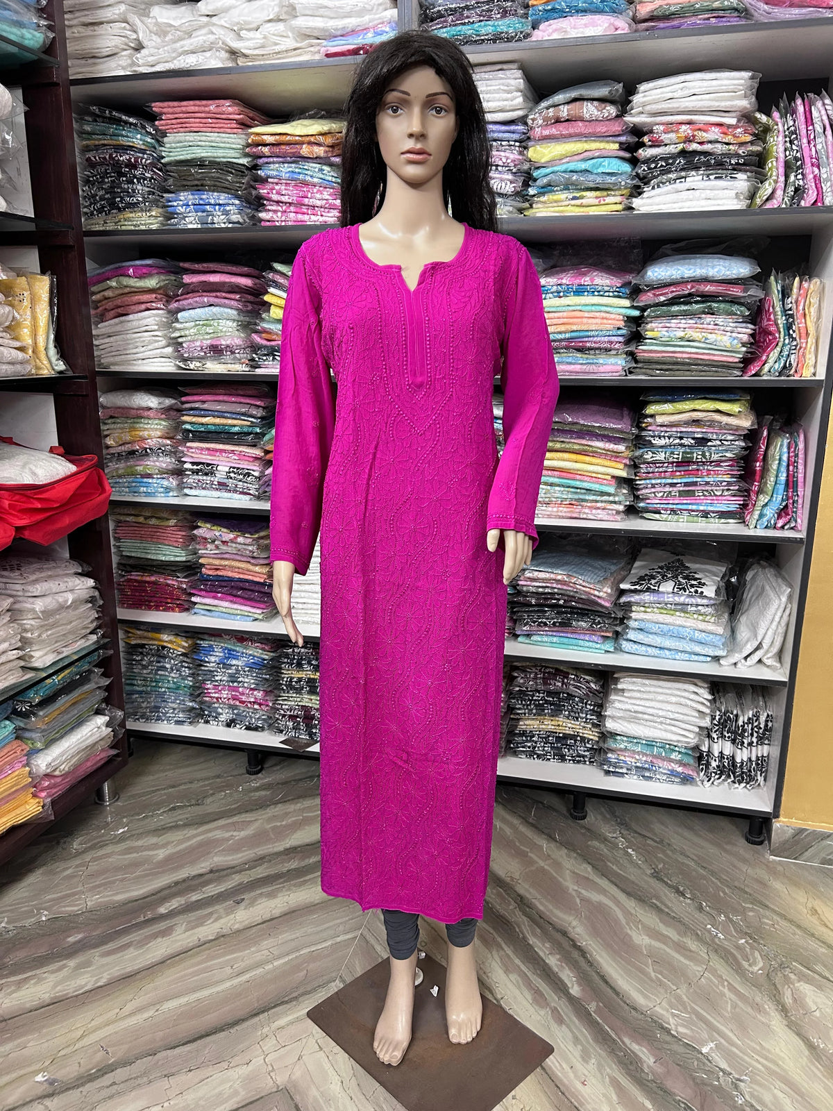 Lucknowi Chikankari Women's Magenta 'Shagufta' Viscose Kurta