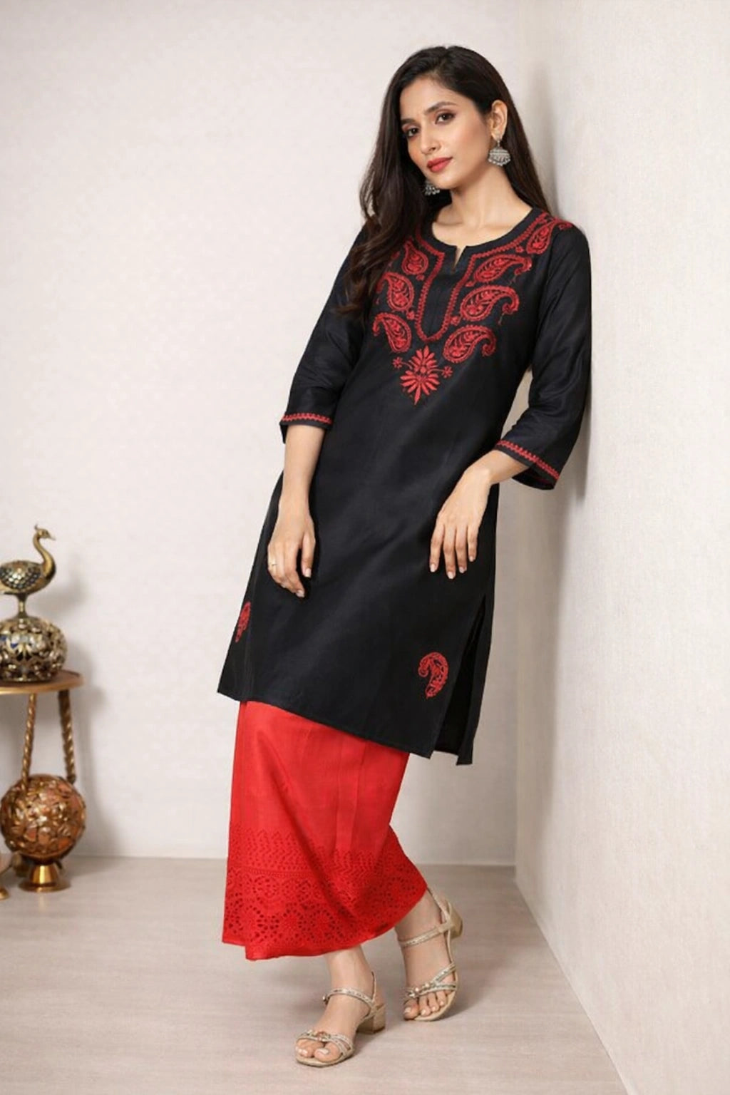 Lucknow Fashion Diary Hand Embroidered Lucknowi Chikankari Women's Black Cotton Kurti