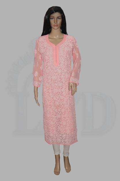 Mannequin wearing a pink kurta with white pants on a gray background