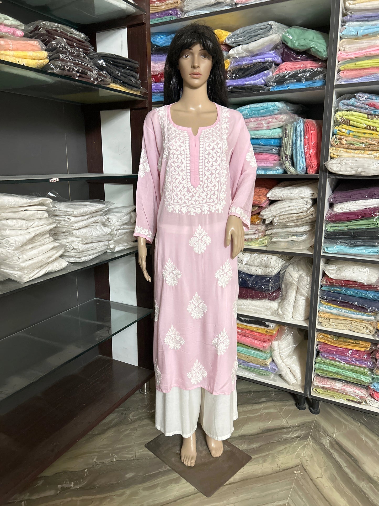 Lucknowi Chikankari Women's Pink 'Shagufta' Modal Kurta