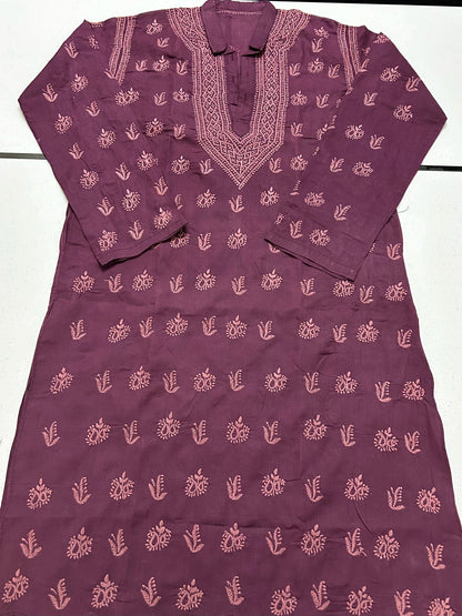 Mauve kurta with embroidery on a white background